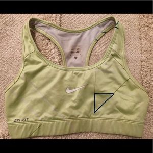 Nike Pro Green Sports Bra